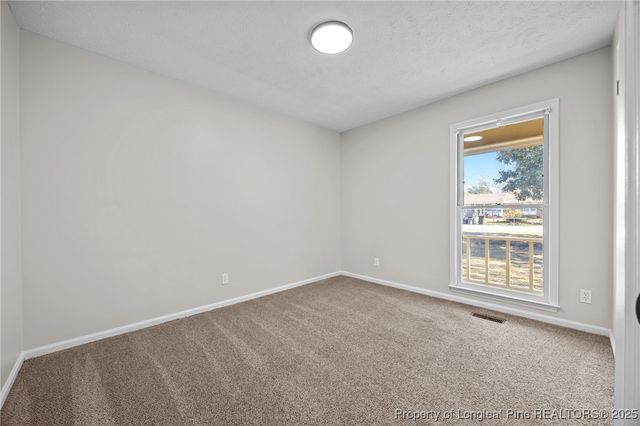 911 Axis Circle, Hope Mills, NC 28348