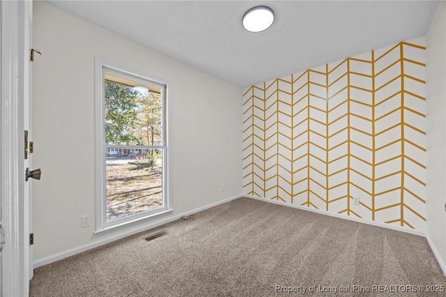 911 Axis Circle, Hope Mills, NC 28348