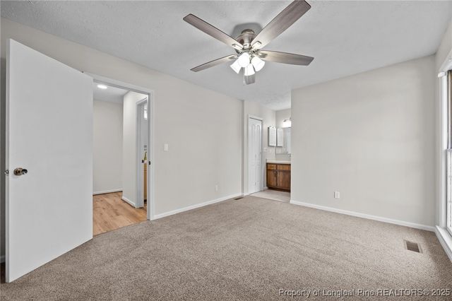 911 Axis Circle, Hope Mills, NC 28348