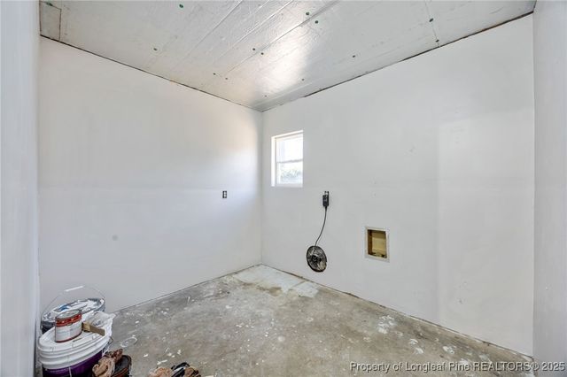 911 Axis Circle, Hope Mills, NC 28348