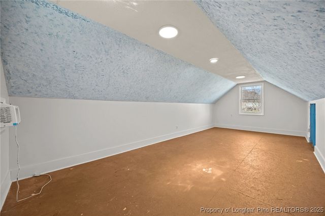 911 Axis Circle, Hope Mills, NC 28348