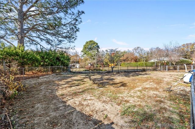 911 Axis Circle, Hope Mills, NC 28348