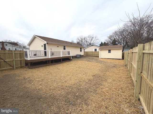 8537 CREEK RD, Pasadena, MD 21122