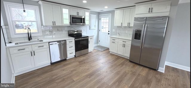 8537 CREEK RD, Pasadena, MD 21122