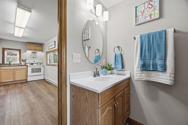 411 Johnson, Toddville, IA 52341