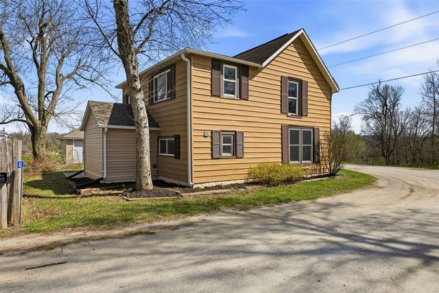 411 Johnson, Toddville, IA 52341