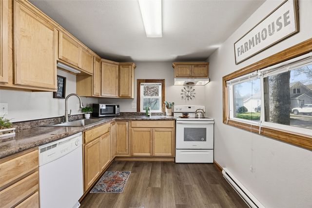 411 Johnson, Toddville, IA 52341