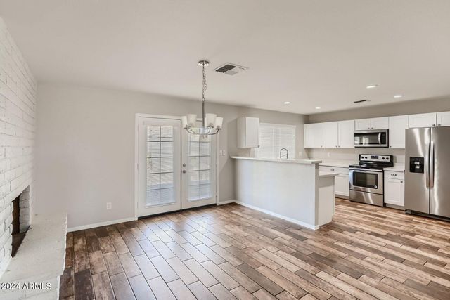 10817 N 46TH Avenue, Glendale, AZ 85304