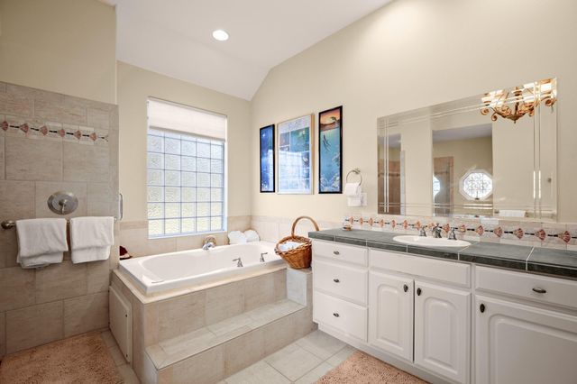 26801 Founders PL, Spicewood, TX 78669