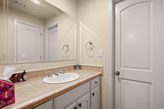 26801 Founders PL, Spicewood, TX 78669