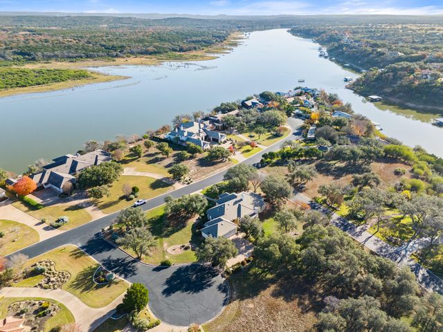 26801 Founders PL, Spicewood, TX 78669