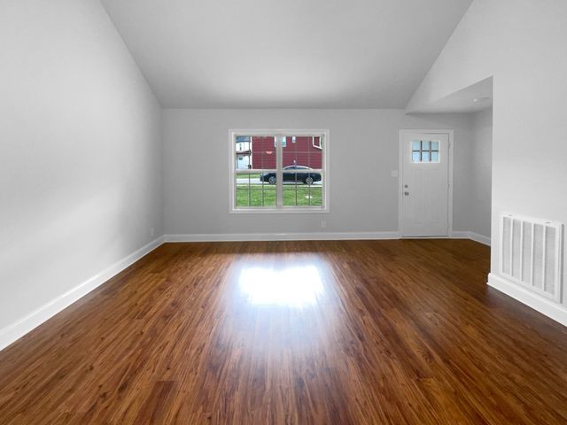 2988 Gibbs Ln, Clarksville, TN 37040