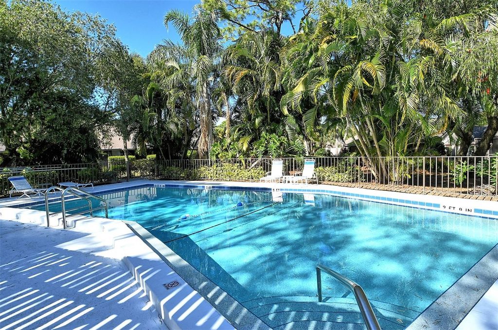 Image 18 of property listing at 4396 WOODMANS CHART 146, Sarasota, FL 34235