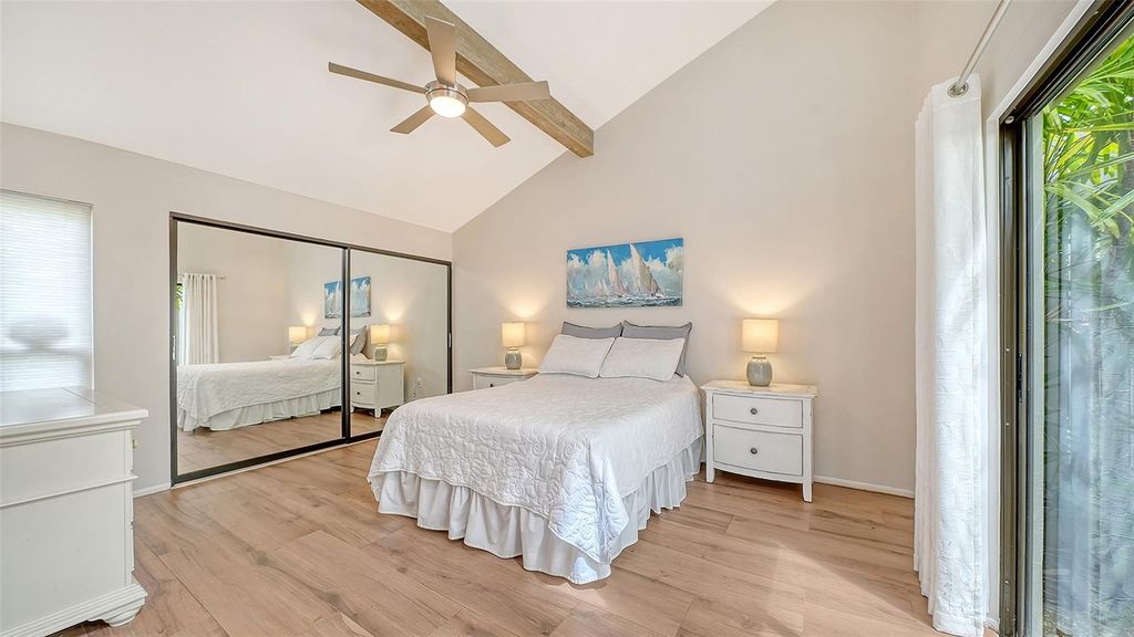 Image 10 of property listing at 4396 WOODMANS CHART 146, Sarasota, FL 34235