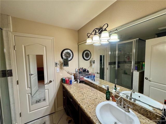 609 Palestina Drive, Weslaco, TX 78596