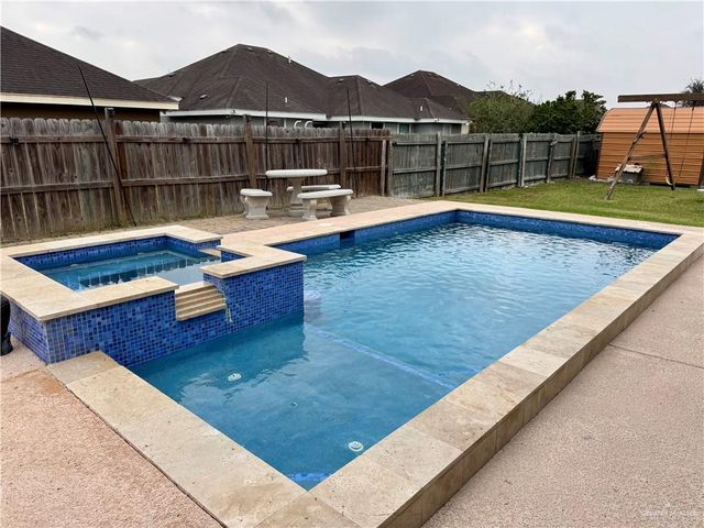 609 Palestina Drive, Weslaco, TX 78596
