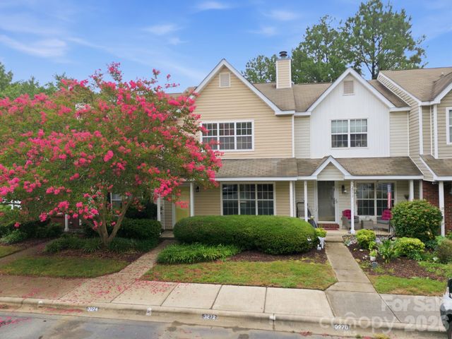 3274 Summercroft Lane, Charlotte, NC 28269