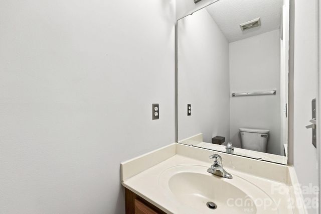 3274 Summercroft Lane, Charlotte, NC 28269