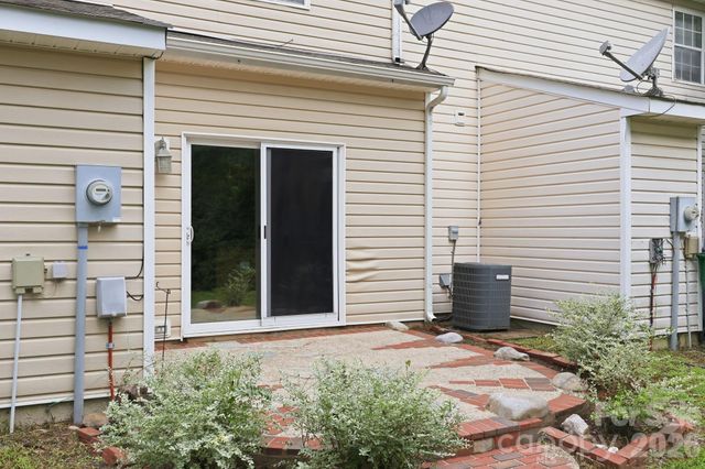 3274 Summercroft Lane, Charlotte, NC 28269