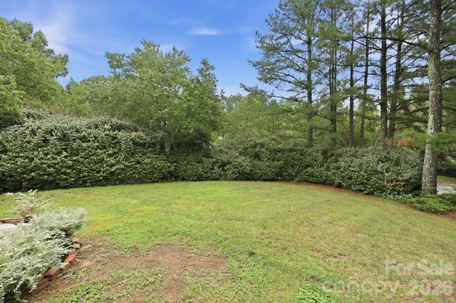 3274 Summercroft Lane, Charlotte, NC 28269