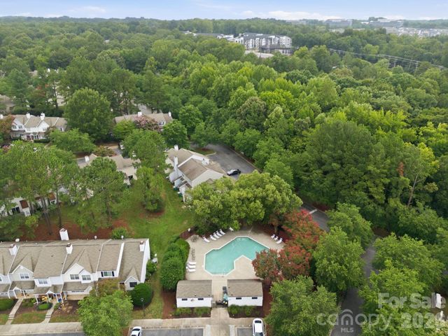 3274 Summercroft Lane, Charlotte, NC 28269