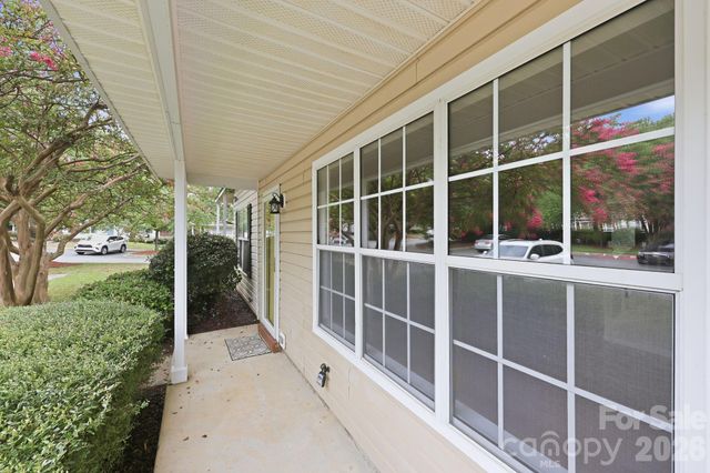 3274 Summercroft Lane, Charlotte, NC 28269