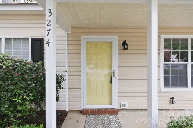 3274 Summercroft Lane, Charlotte, NC 28269
