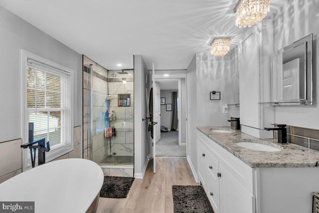 419 RADIX RD, Williamstown, NJ 08094