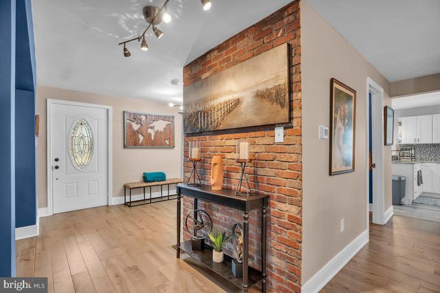 419 RADIX RD, Williamstown, NJ 08094