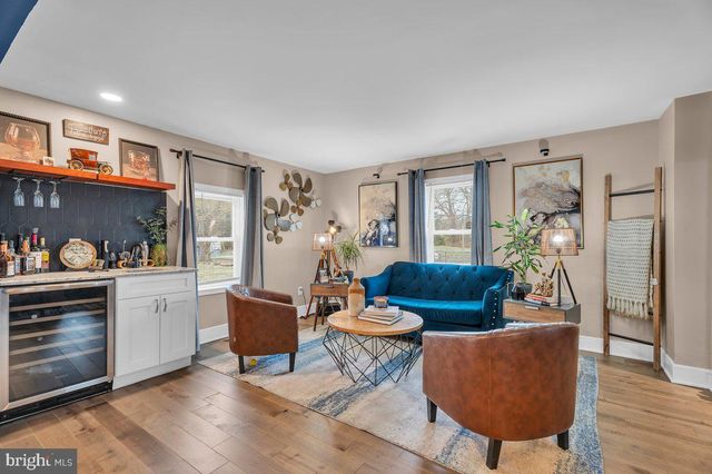 419 RADIX RD, Williamstown, NJ 08094