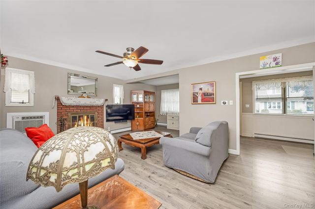 59 Vernon Avenue, Rockville Centre, NY 11570