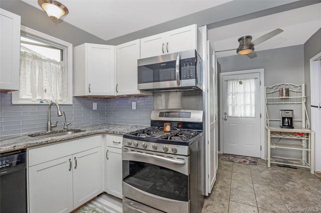 59 Vernon Avenue, Rockville Centre, NY 11570