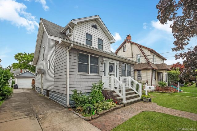 59 Vernon Avenue, Rockville Centre, NY 11570