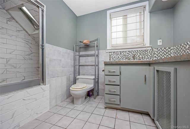 59 Vernon Avenue, Rockville Centre, NY 11570