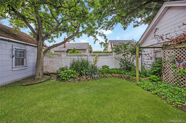 59 Vernon Avenue, Rockville Centre, NY 11570
