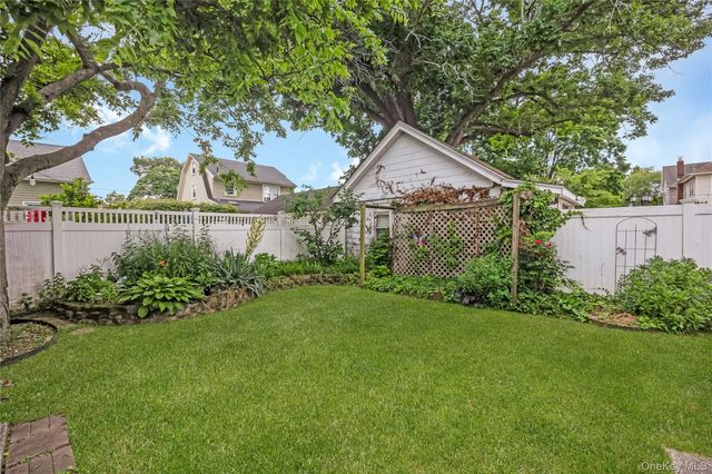 59 Vernon Avenue, Rockville Centre, NY 11570