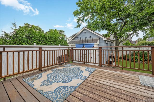 59 Vernon Avenue, Rockville Centre, NY 11570