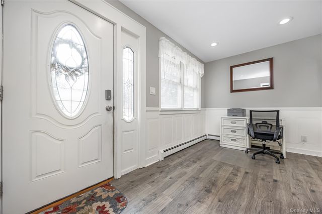 59 Vernon Avenue, Rockville Centre, NY 11570