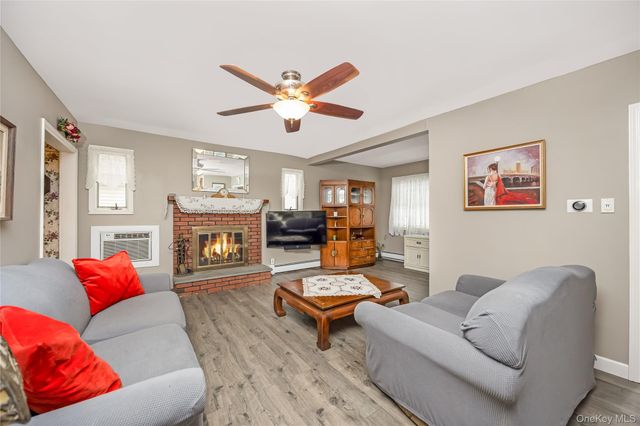59 Vernon Avenue, Rockville Centre, NY 11570