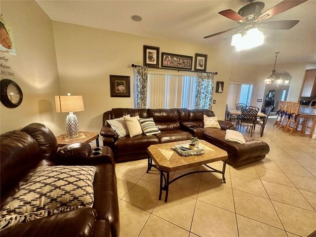2693 PATRICIAN CIRCLE, Kissimmee, FL 34746