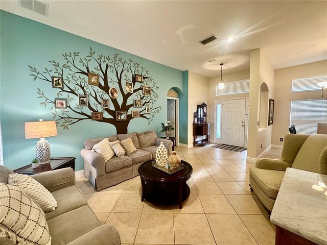 2693 PATRICIAN CIRCLE, Kissimmee, FL 34746