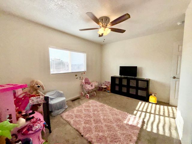 651 Little Wings Loop SW, Los Lunas, NM 87031