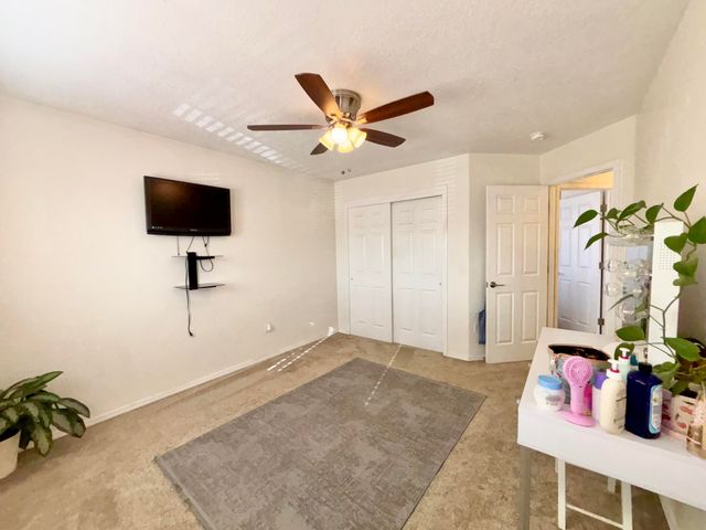 651 Little Wings Loop SW, Los Lunas, NM 87031