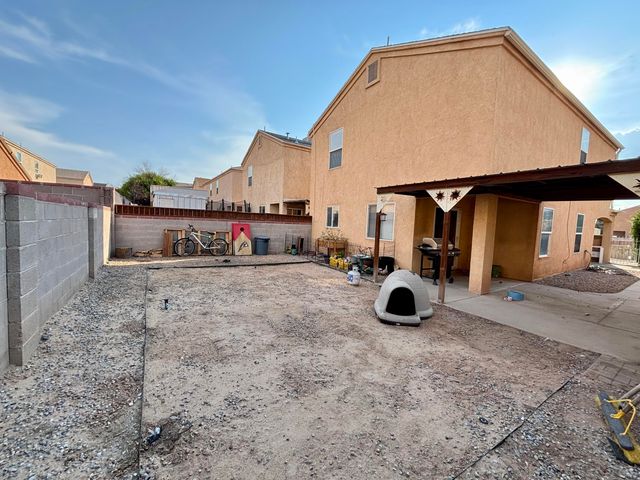 651 Little Wings Loop SW, Los Lunas, NM 87031