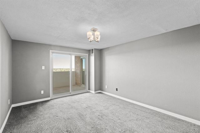 2880 S Locust Street 709N, Denver, CO 80222