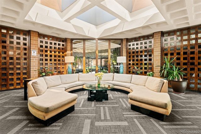 2880 S Locust Street 709N, Denver, CO 80222