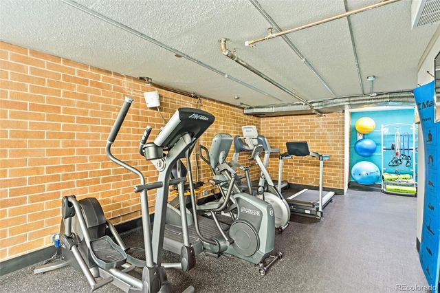 2880 S Locust Street 709N, Denver, CO 80222