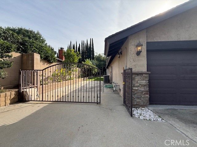 6105 Stonehurst plaza, Yorba Linda, CA 92886