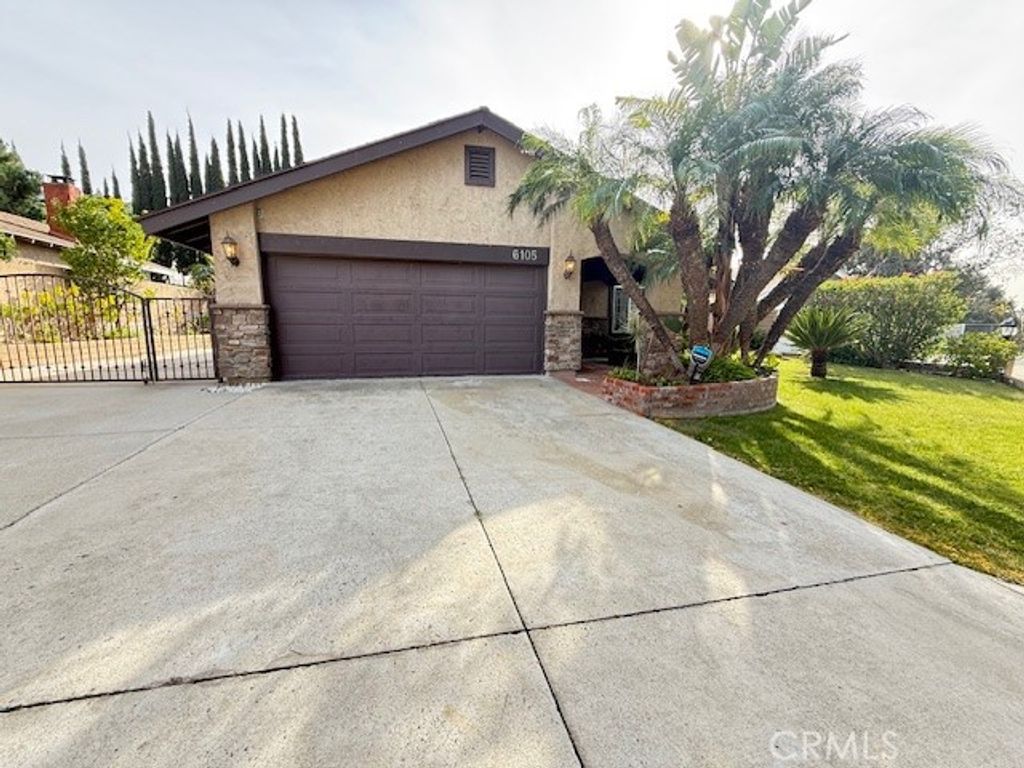 6105 Stonehurst plaza, Yorba Linda, CA 92886