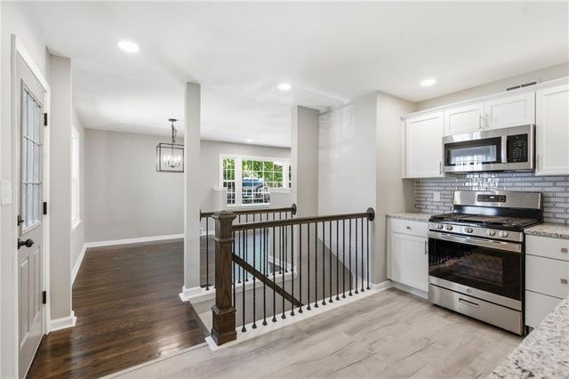6012 Goodman Street, Merriam, KS 66202